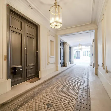 Parisconciergerie - Champs Elysees * Παρίσι