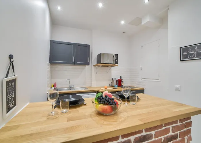 Parisconciergerie - Champs Elysees *